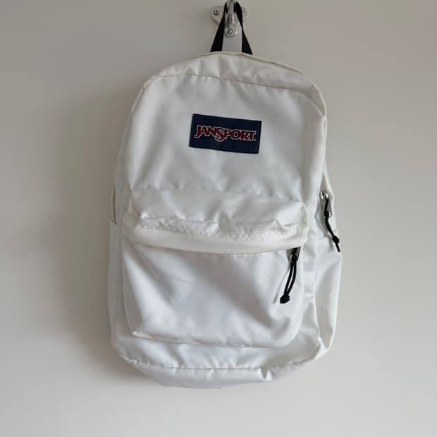 잔스포츠(JANSPORT) 백팩