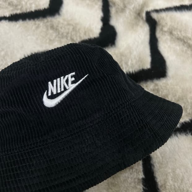 [ML]나이키 퓨추라 코듀로이 버킷햇