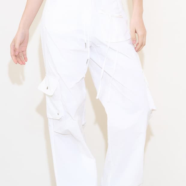 [ILLIGO 일리고] 나일론 스트링 카고 밴딩 팬츠 화이트