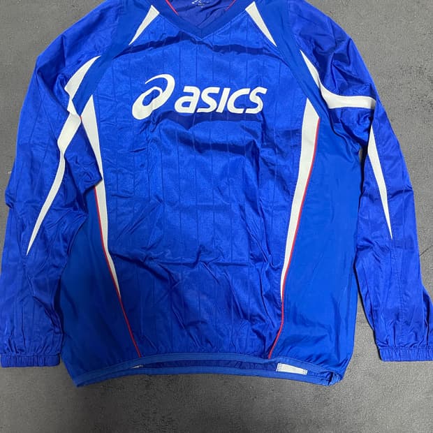 아식스 바람막이 재질 롱슬리브 티셔츠