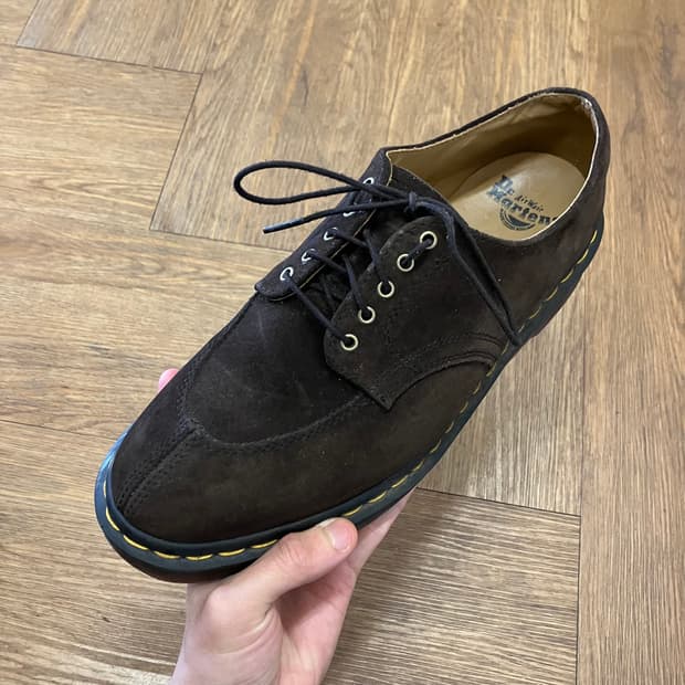 N42 닥터마틴 2046 리펠로 스웨이드 구두 다크브라운