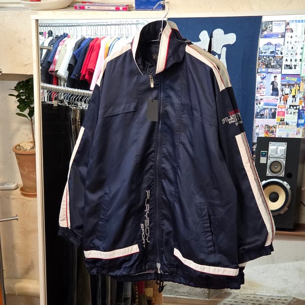 플레이 보이 네이비 배색 오버핏 바람막이 자켓