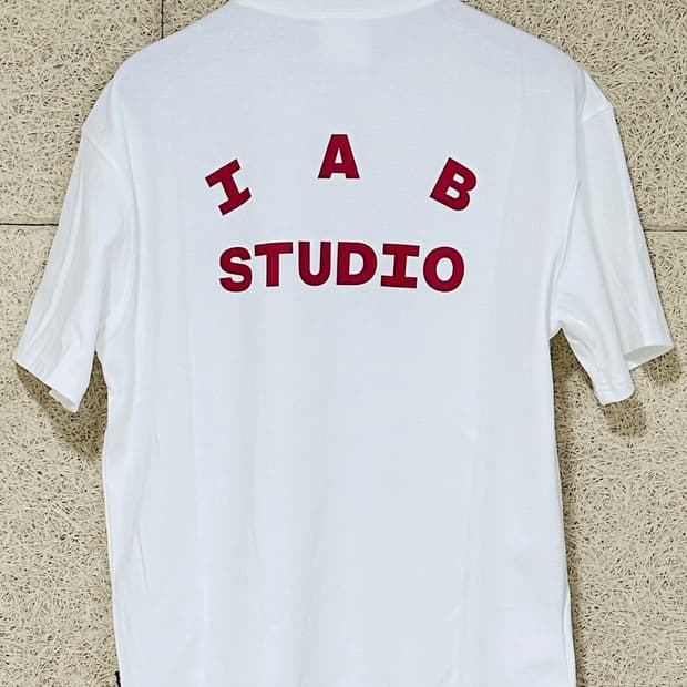 아이앱스튜디오 반팔 티셔츠 레드 로고