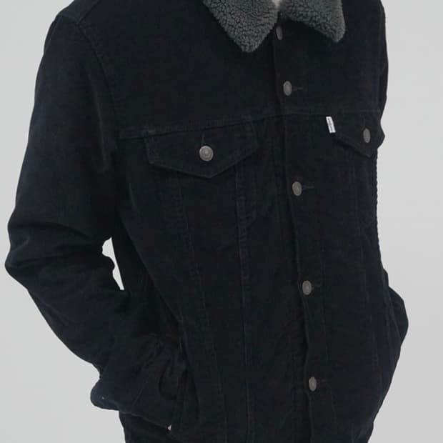 LEVI’S  Jacket (M)