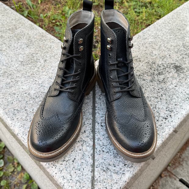 Clarks 클락스 몽마트 윙팁 레더 부츠