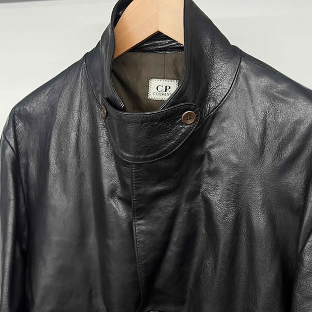 CP COMPANY 레더 자켓