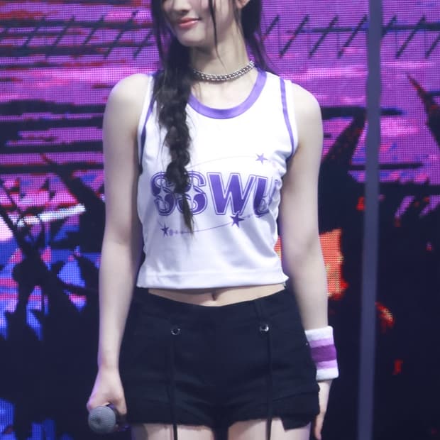 아일릿 민주 착용) Ojos 오호스 마이크로 울 쇼츠