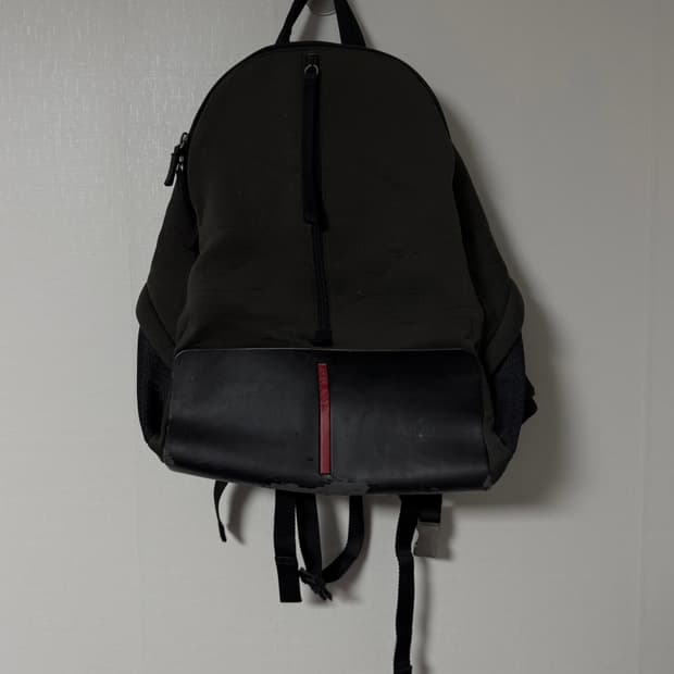 프라다 스포츠 유틸리티 레더 나일론 백팩