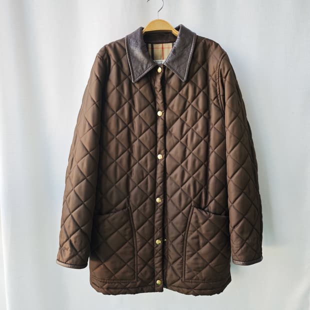 버버리 프로섬 레더 포인트 금장 버튼 다이아몬드 퀼팅 자켓 브라운 46