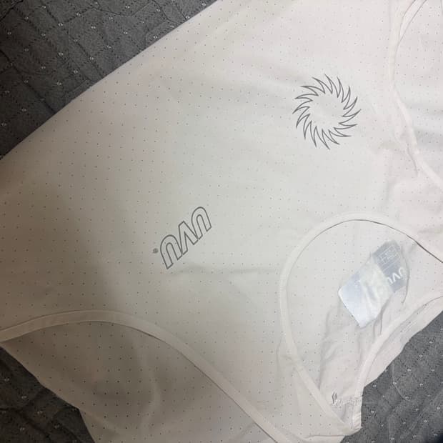 uvu 싱글렛 화이트 L