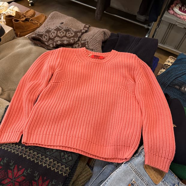 오일릴리 핑크 디테일 니트 스웨터