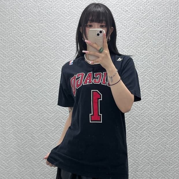아디다스 NBA 시카고불스 데릭로즈 유니폼 반팔티 M C12489