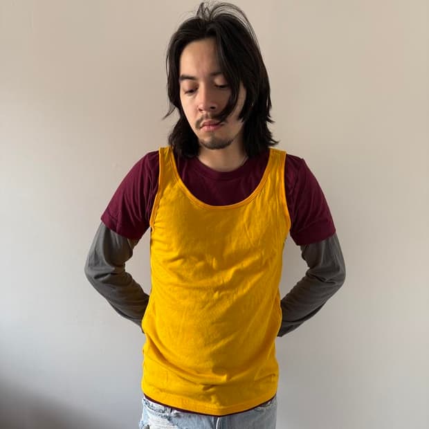 at is at 트리플 레이어드 티셔츠 (마룬, 옐로우)