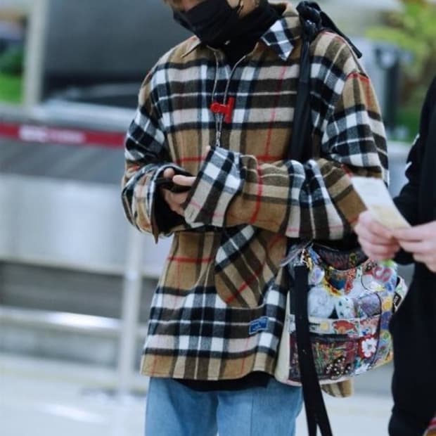 웰던 we11done 체크 하프 집업 초판 베이지 OS