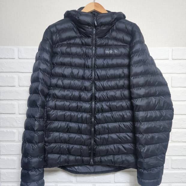 랩 씨러스 알파인 자켓 블랙 팝니다.