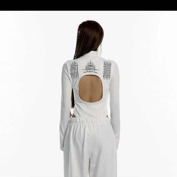 카시코 얀트라 백홀 바디수트 화이트