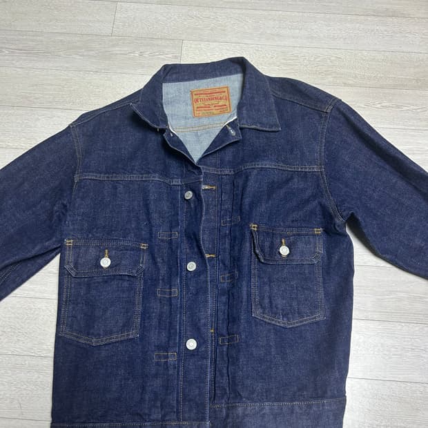 아웃스탠딩 청자켓 2세대  개봉하고 안 입은 제품