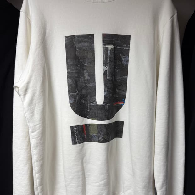 (새상품) 언더커버 30주년 U로고 맨투맨