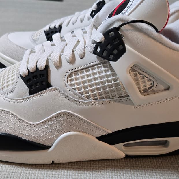 나이키 조던4 레트로 OG 화이트 285사이즈 