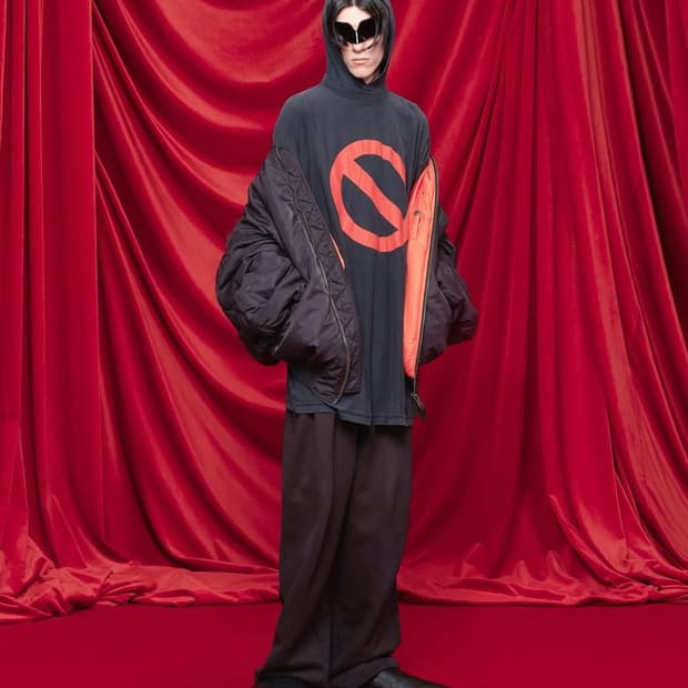 [S] 발렌시아가 오프숄더 봄버 블랙