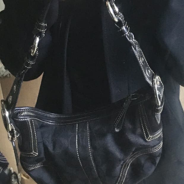 코치 하프문 숄더백 호보백