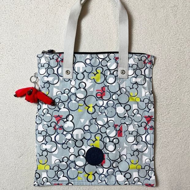 키플링 x 디즈니 90주년 콜라보 토트백 Q1244