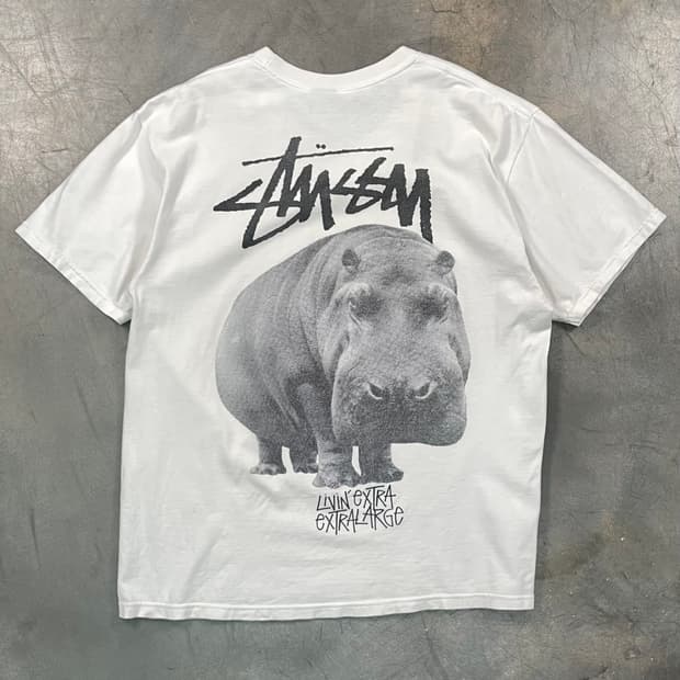 스투시 리빙 라지 반팔 티셔츠