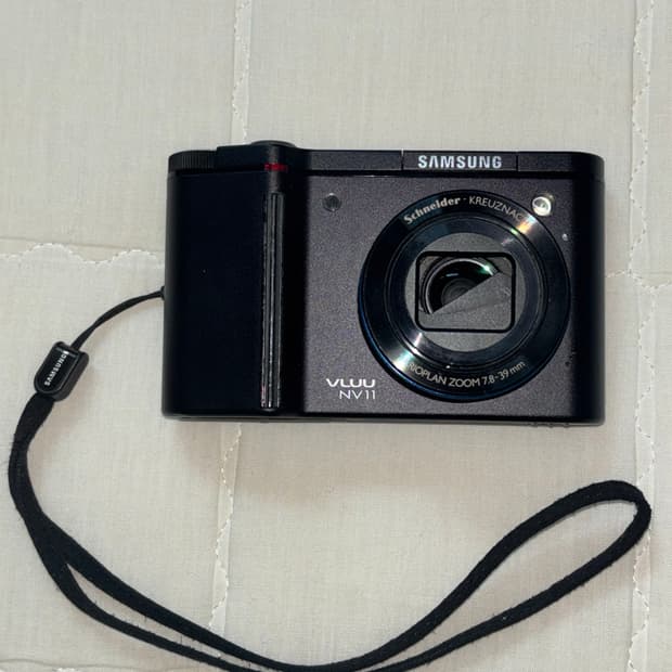 삼성 VLUU NV11 디카