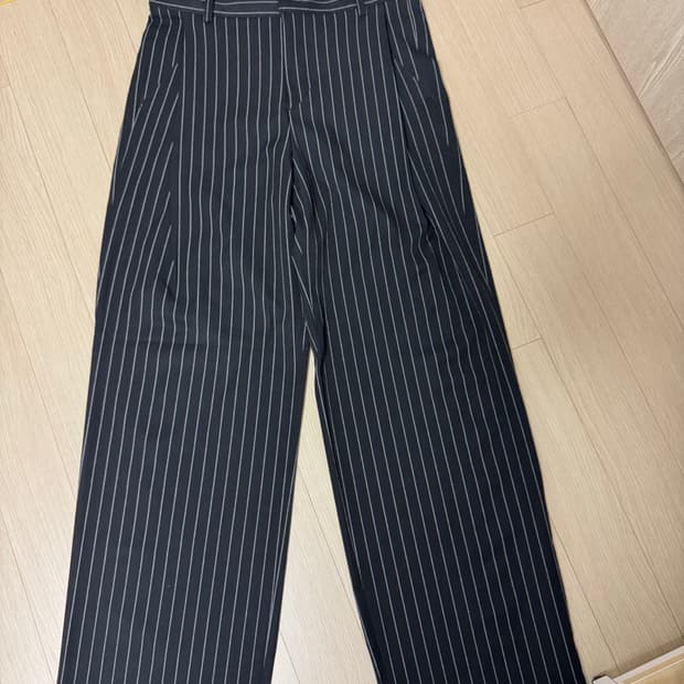 시그니쳐 스트라이프팬츠