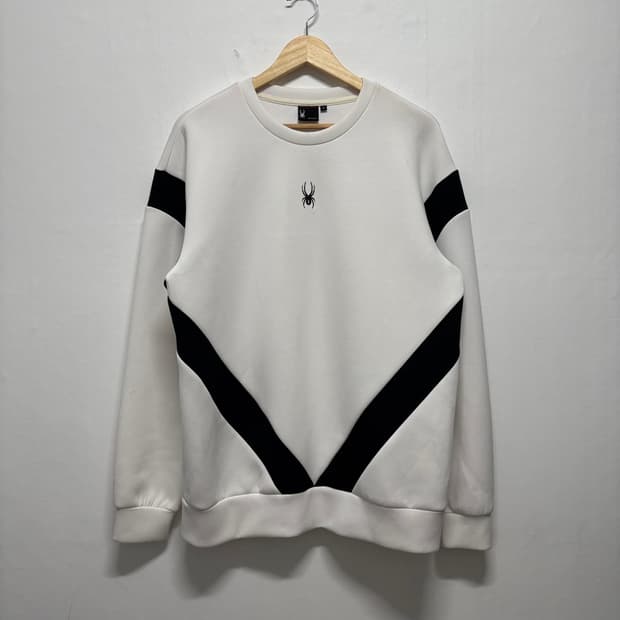 스파이더 흰검 배색 맨투맨