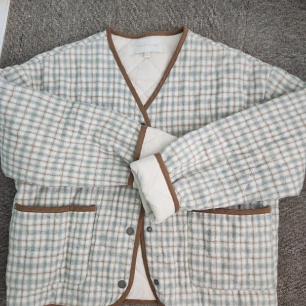 플라스틱아일랜드 체크 아우터