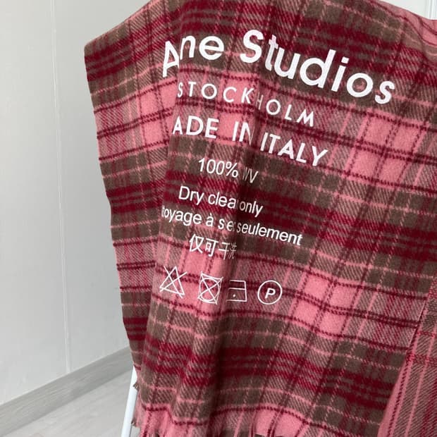 아크네 타탄 체크 목도리 머플러 