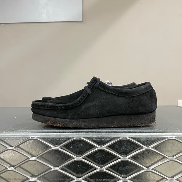 클락스 왈라비 스웨이드 로퍼 240