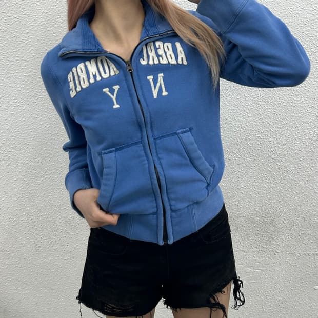 아베크롬비 센터로고 소라블루 집업 M