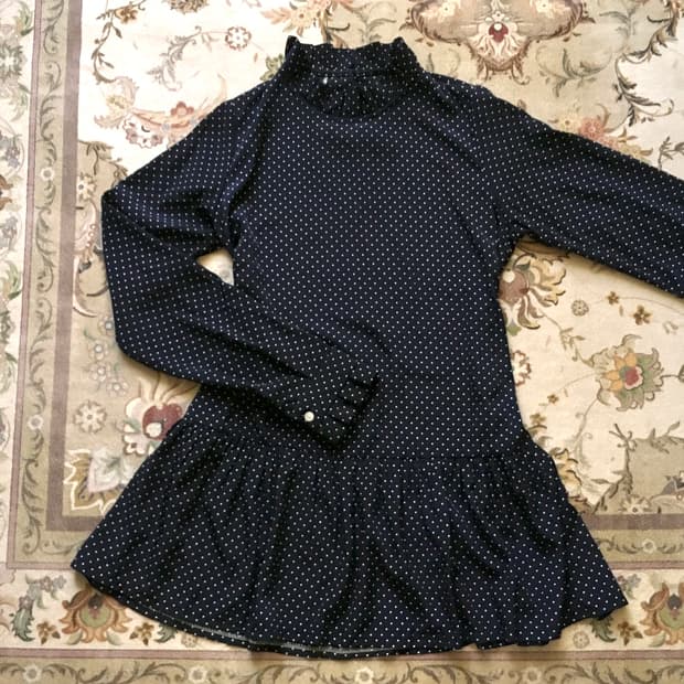 프릴 도트 네이비 롱 티셔츠