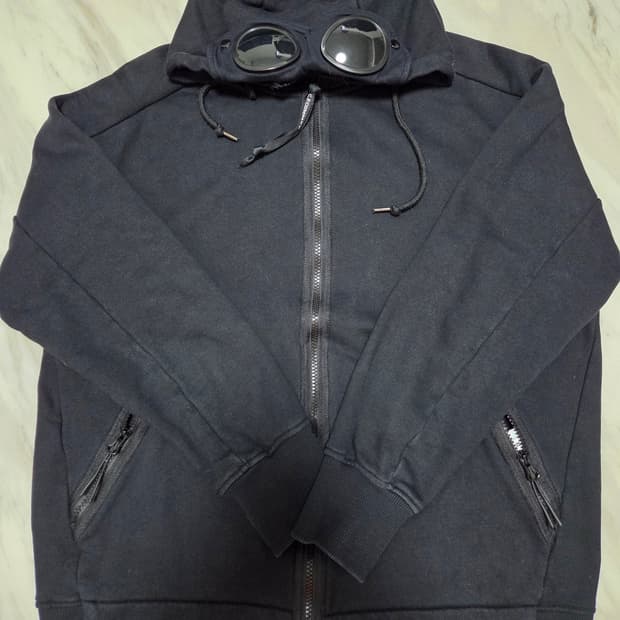 씨피컴퍼니 고글 후드 집업