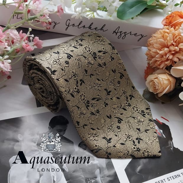 아쿠아스큐텀 실크 플로럴 자카드 넥타이 9.9cm A+등급 K1464
