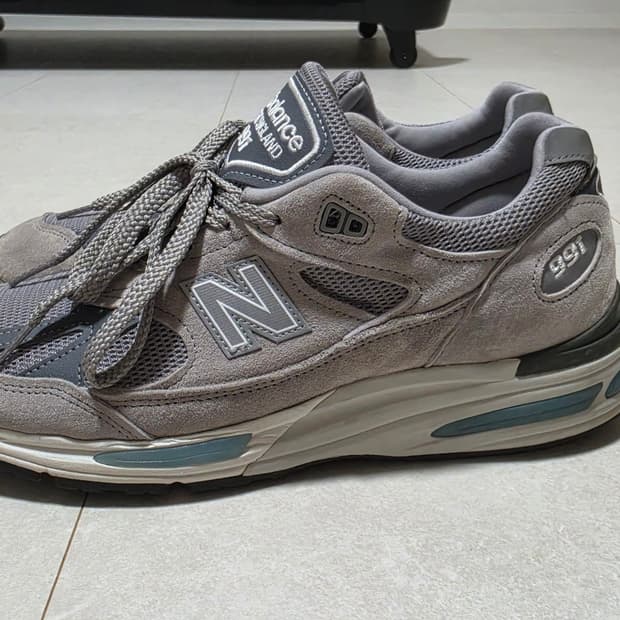 뉴발란스 991v2 그레이 285