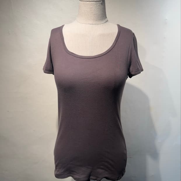 Dualgalnet brown skinny t