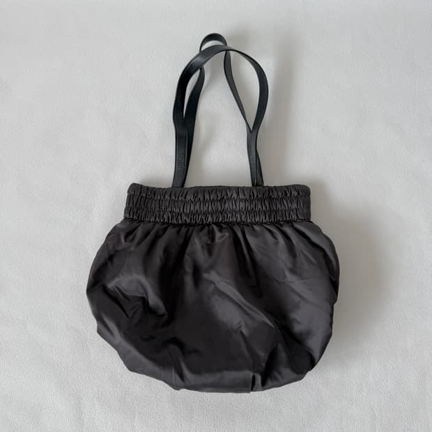 바나나리퍼블릭(Banana Republic) 숄더백(레더 스트랩)