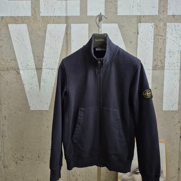 스톤아일랜드 집업 m