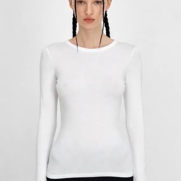 롱 슬리브 슬림 탑(블랙/화이트)