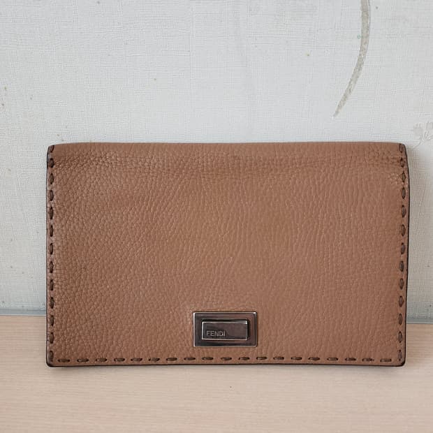 펜디 셀러리아 장지갑 미니 클러치