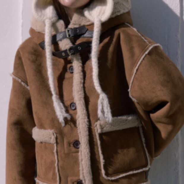 더오유 무스탕 카멜컬러