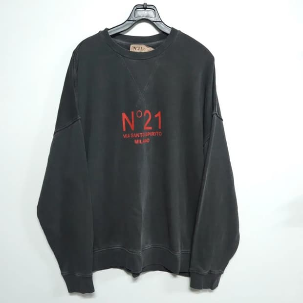 남녀공용)N21 넘버21 피그먼트 워싱 맨투맨 남녀공용 오버핏