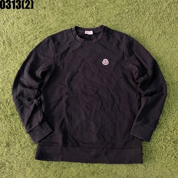 몽클레어 맨투맨 