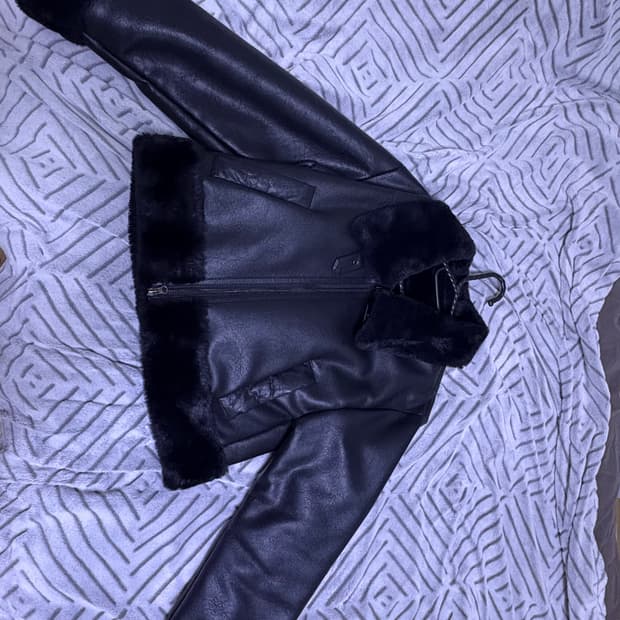 보헤미안 서울 숏 뮤스탕 블랙