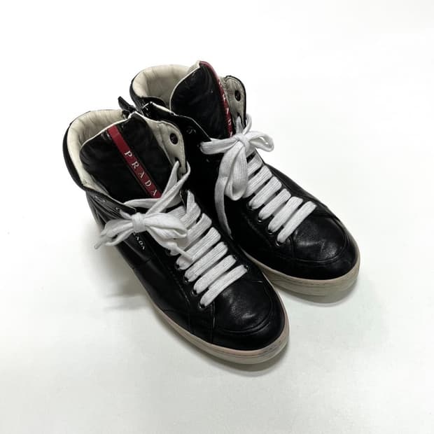프라다 스포츠 하이탑 스니커즈 