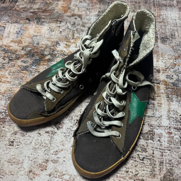 Golden Goose Sneakers