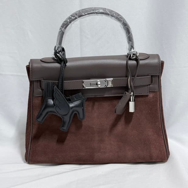 에르메스 켈리28 스웨이드